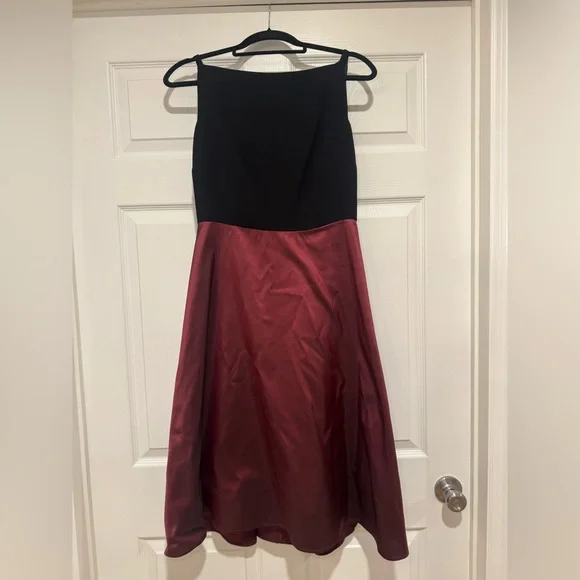 90s Black and Burgundy Dress High Square Neck Silk Skirt Size 6P - Picture 1 of 6